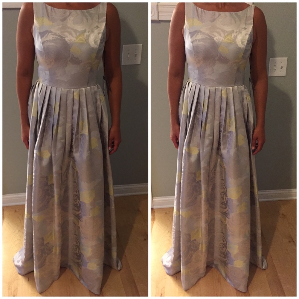 NWT❗️Adrianna Papell Silver Ball Gown - Picture 3 of 5